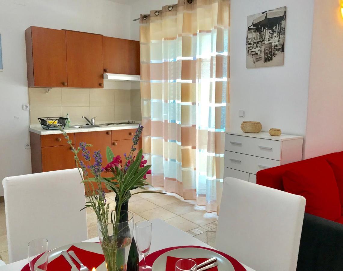 Apartment Pepa Starigrad Paklenica Eksteriør billede